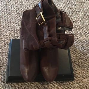 Preloved-Solis Brown Ankle Boots-Size 6.5
